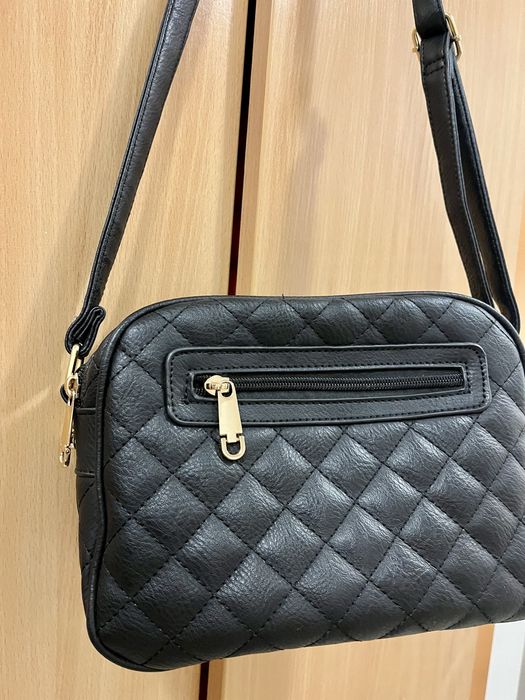 Елегантна дамска чанта Chanel