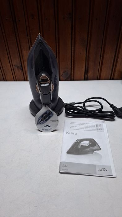 Безжична Парна ютия ETA Kiara - 2200 W, парен удар 90 г/мин, керамична