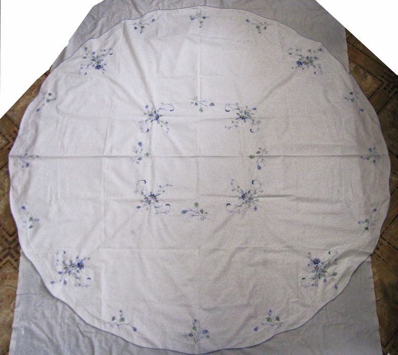 Покривка за маса кръгла бродирана Ленена, отлични