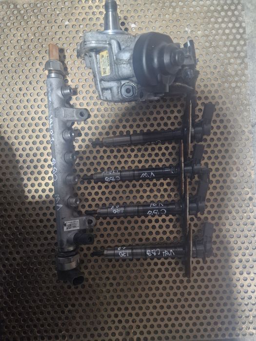 Injector,pompa inalta Vw Passat b6 motor 2.0 tdi CBB,170 CP