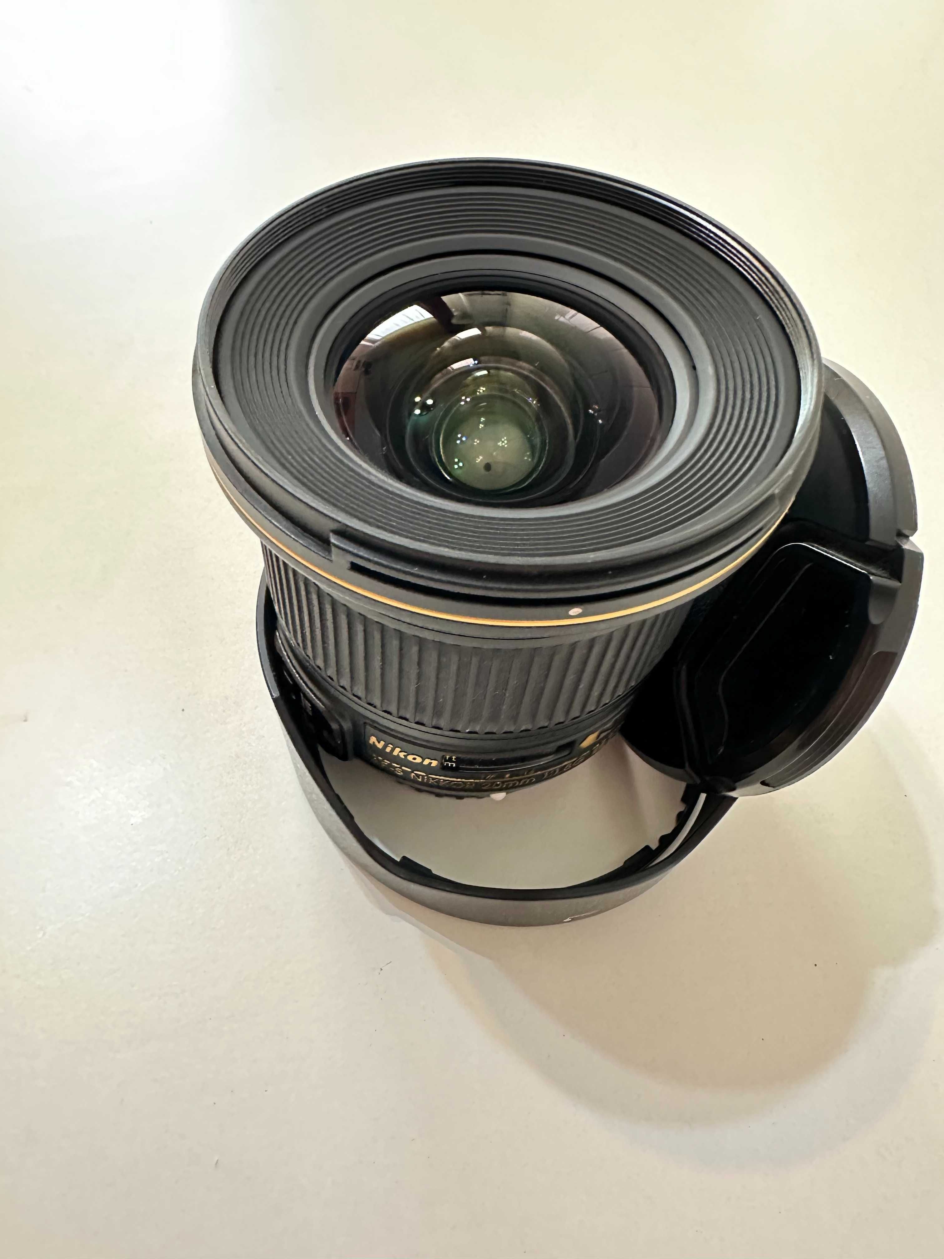 Obiectiv Nikon 20 mm AF-S 1.8 G
