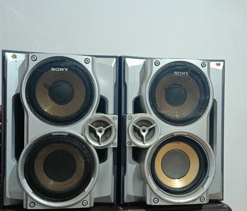 Boxe de vânzare SONY
