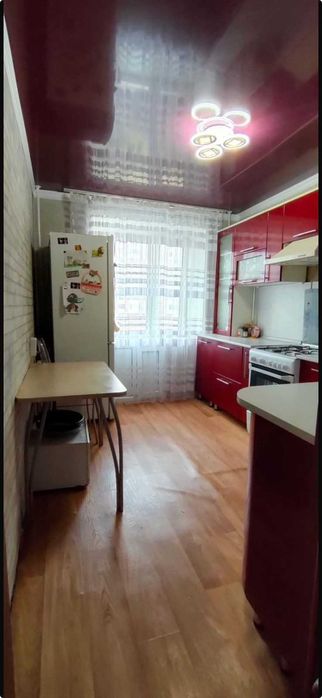 Продаем  3-комнатную  квартиру в КЖБИ по ул.  Гашека