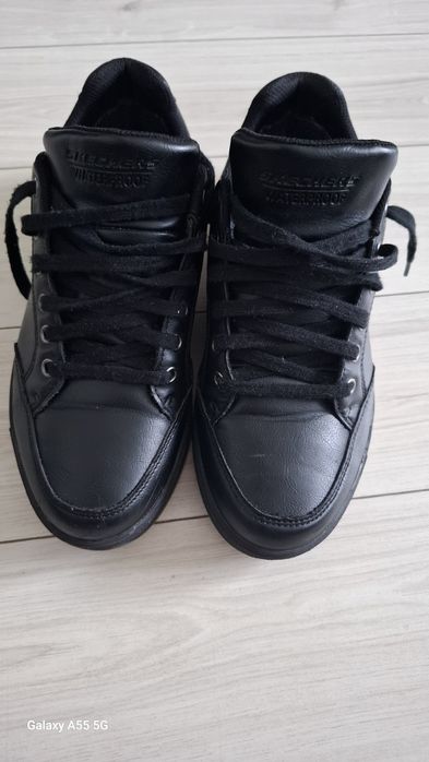 Vând Skechers , mărimea 41