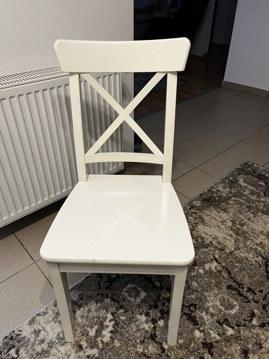 Set masa de 4-6-8 persoane+ 4 scaune