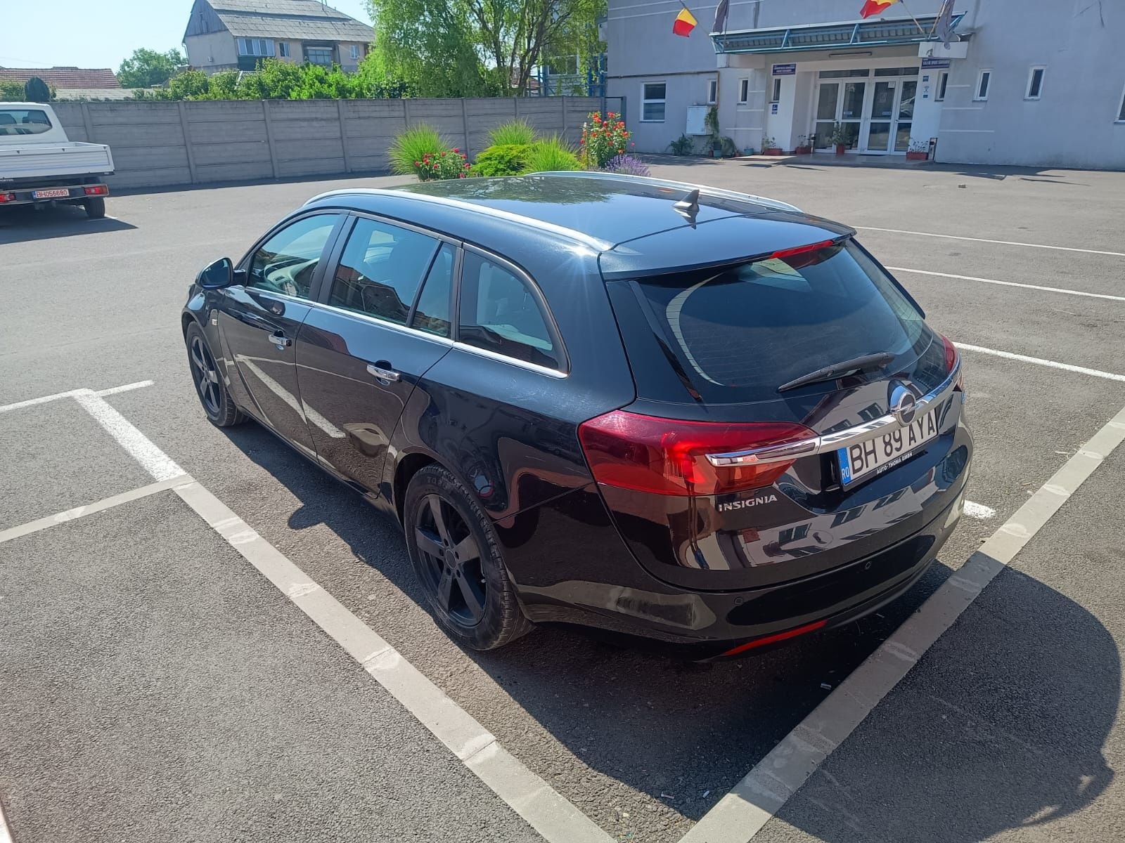 Vand Opel Insignia 2.0cdti, an 2014

Sunt primul proprietar