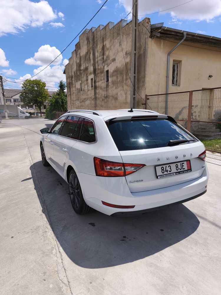 Skoda Superb 2021 4x4 200 Caii DSG