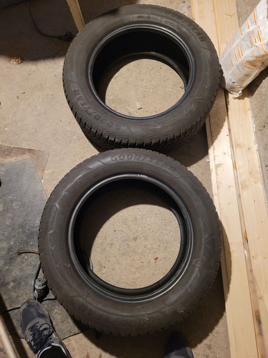 Anvelope iarna 215/60/16