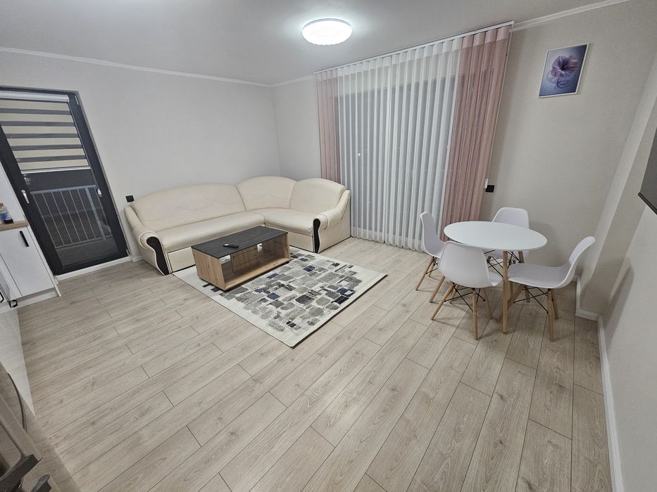 Apartament 3 camere decomandat, Eroilor Residence, Bloc Nou, Parcare