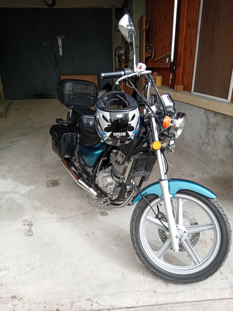 Suzuki Qinggi 125 кубика