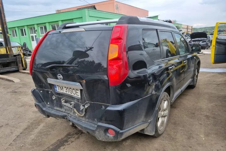 Bara fata armatura trager capota motor far stanga dreapta radiator apa clima intercooler cadru scut parbriz Nissan x-trail t31 2008 motor 2.0dci dezmembrez