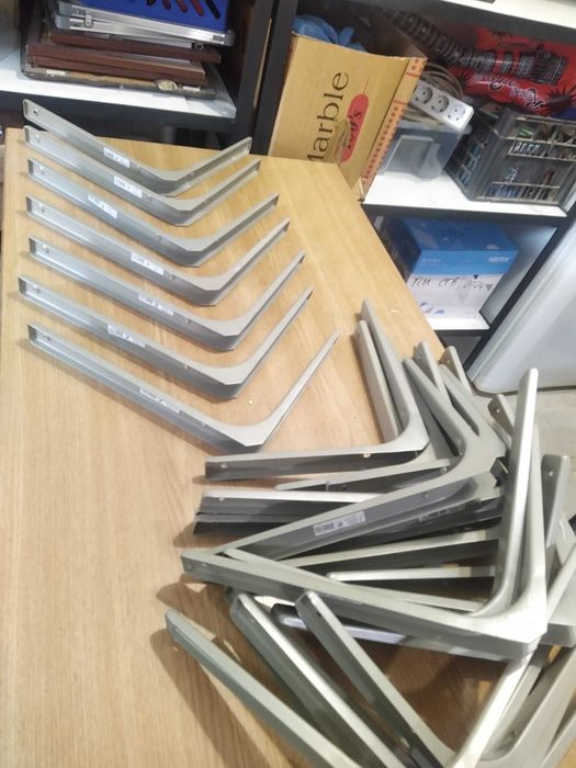 Vind coltare polite 5 lei bucata