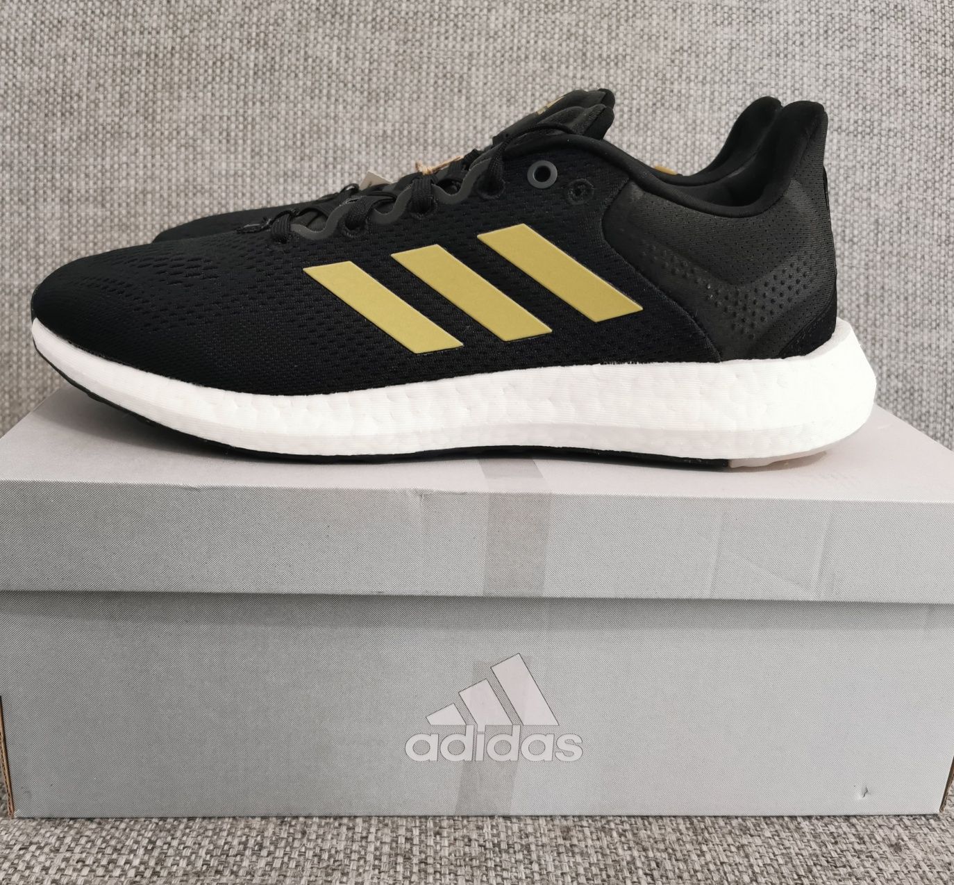 Adidas pureboost noi nr. 42 2/3