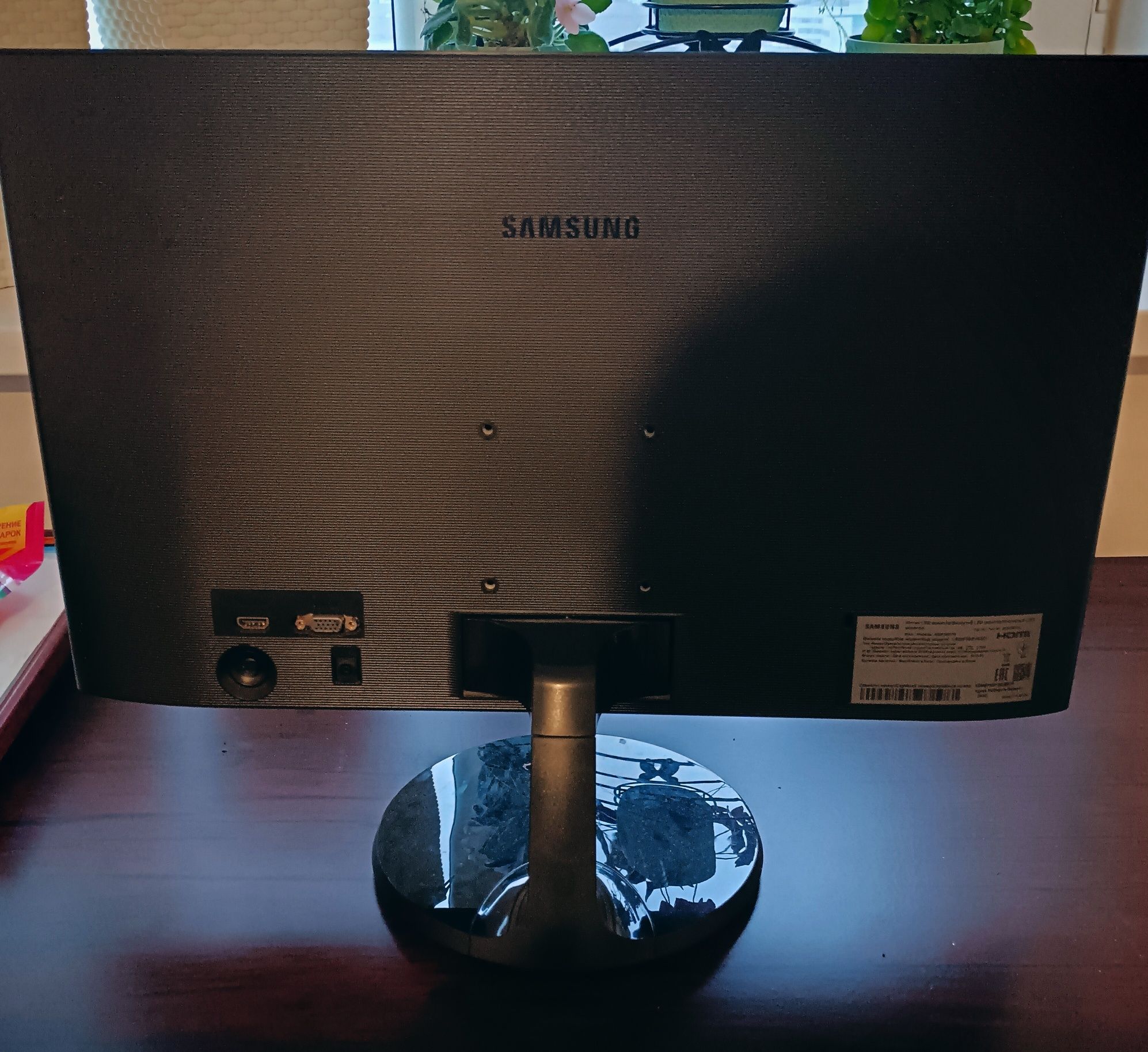 Монитор samsung LS22F350FHIXCI