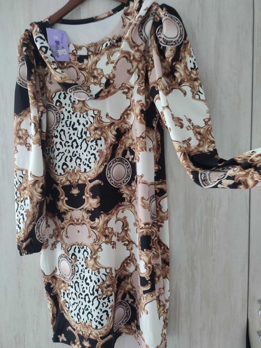 Дамска нова рокля