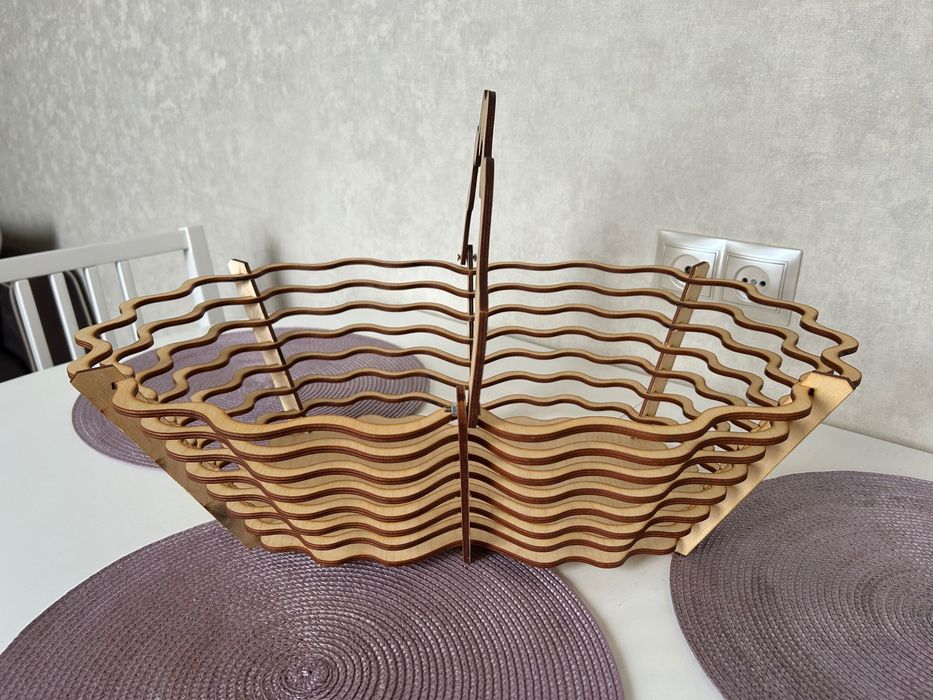 Корзина деревянная