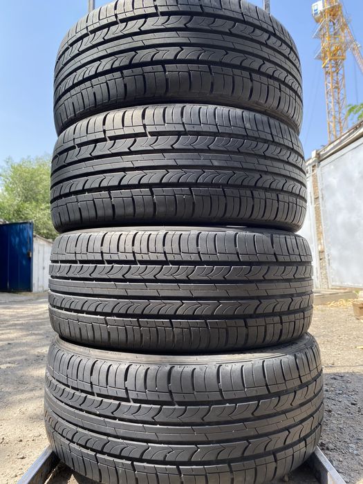 215/40/18 комплект бу