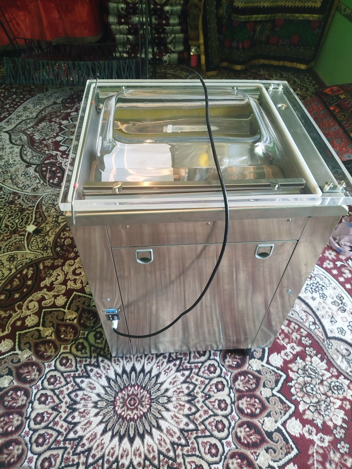 Vakuum qiladigan aparat