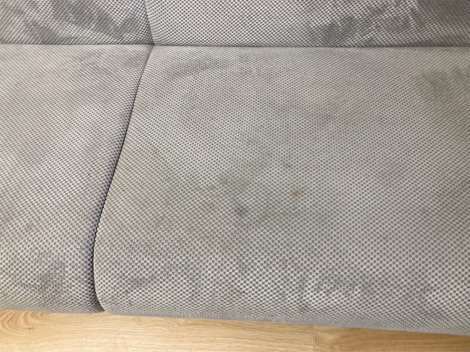 Чистка мягкой мебели у Вас дома