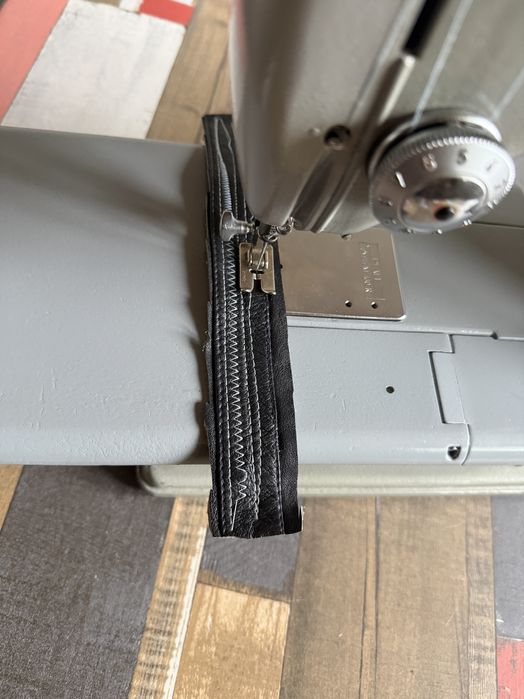 Masina cusut Pfaff 360