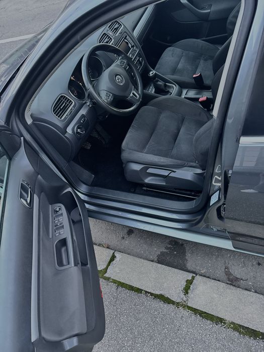 Volkswagen Golf 6 2012 | 1.6 TDI Diesel