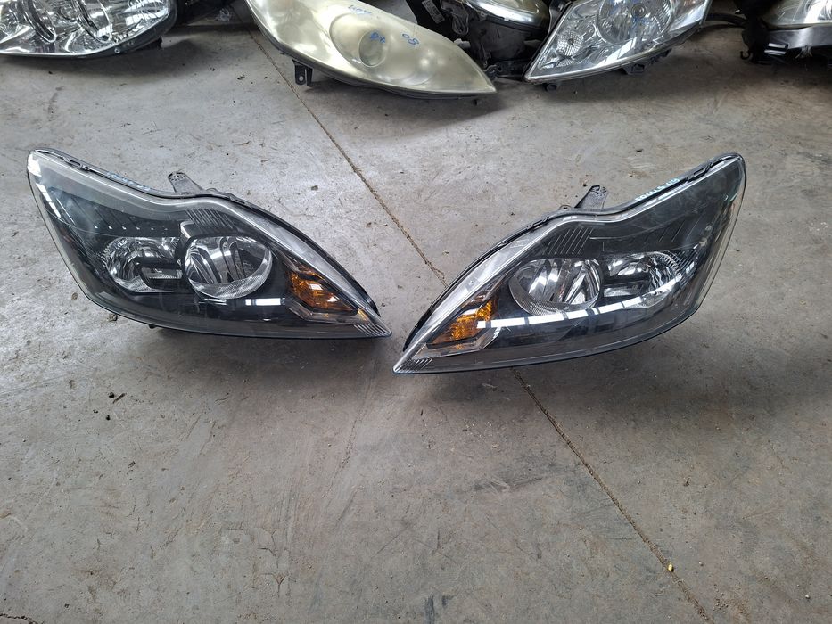 Faruri ford focus 2 facelift 2010