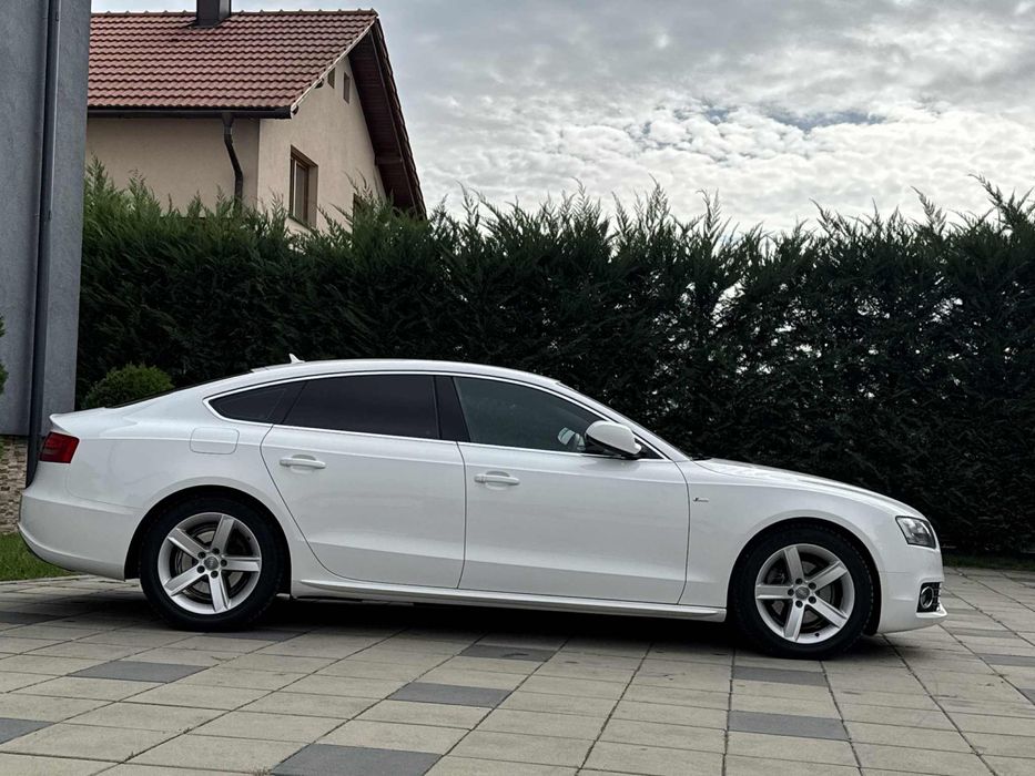 Vând audi A5 an fabricatie 2010
