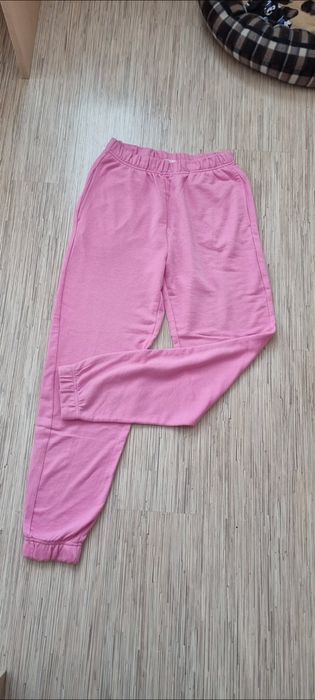 9 различни панталона М размер