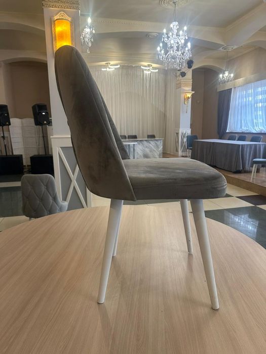 Стулья производства Турция 10 штук в хорошем состоянии