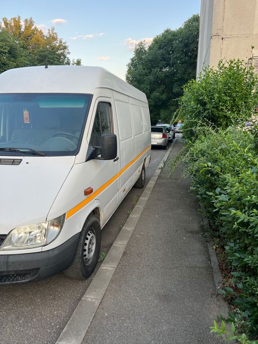 Închiriez duba craiova Mercedes sprinter 2004