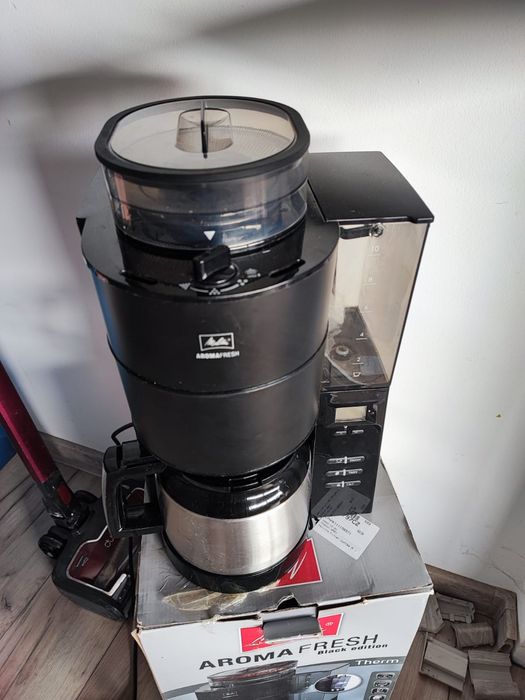 Aparat de cafea cu filtru Melitta Aroma Fresh, cu rasnita