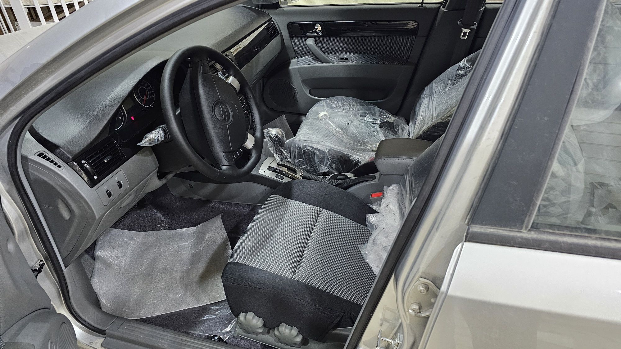 Gentra 3 A/T lyuk va Abs bor