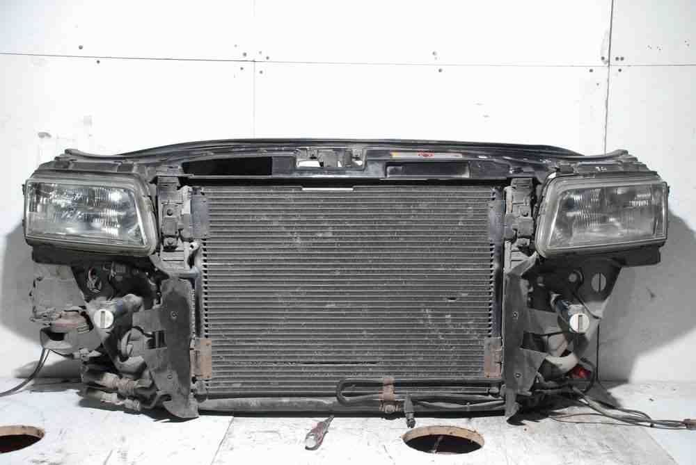 Комплект передних частей
AUDI A4