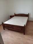 Vând pat dublu complet 2×1.6 , canapea extensibila , mașina cusut Ilea