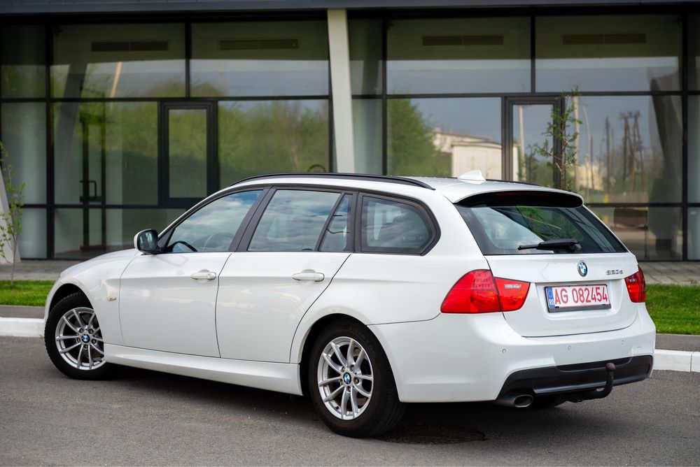 Bmw seria 3-LCI-320D 184 Cp-M-pachet-2012 euro 5B Bi-xenon Nav mare
