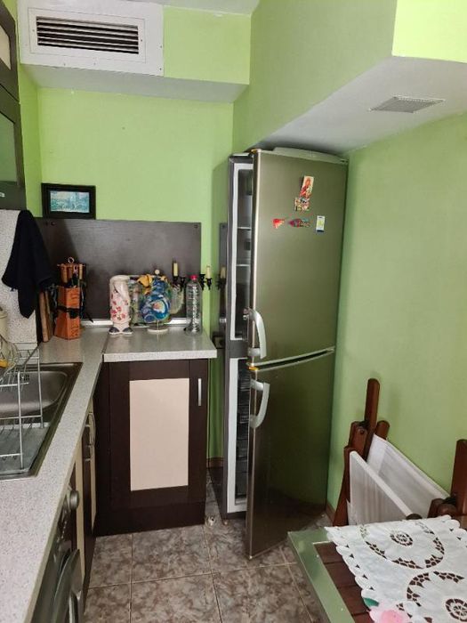 Дава се под наем Двустаен апартамент в Бургас, Лазур - 72 кв.м за 510 € - Снимка #1