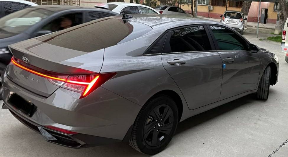 Hundai Elantra 1.6l 2023 Full Pozitsiya!!!