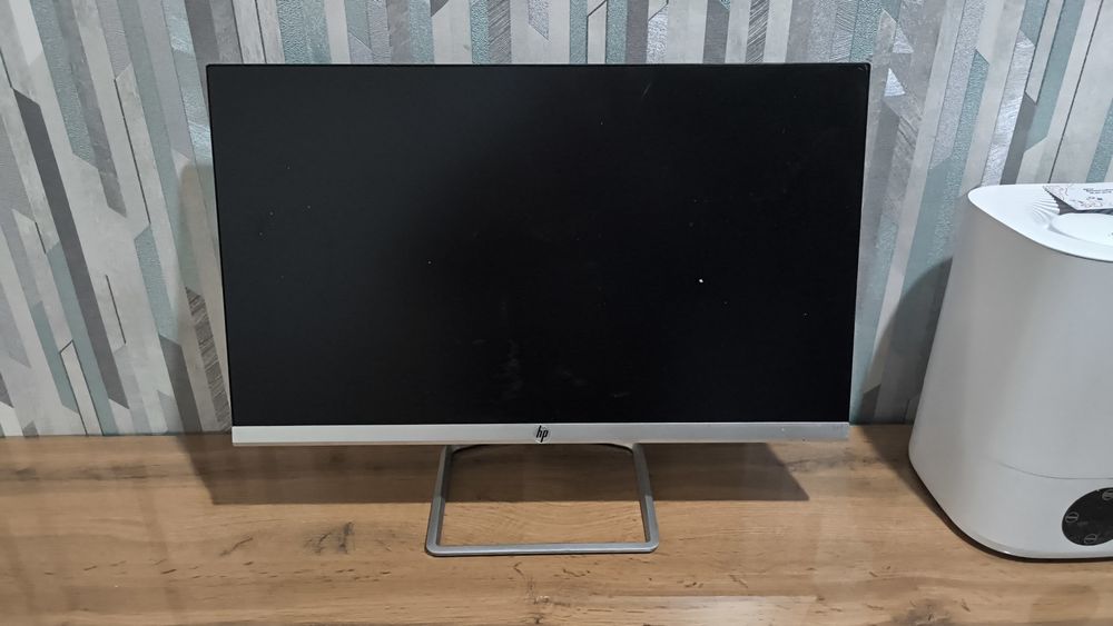 Продам хороший монитор