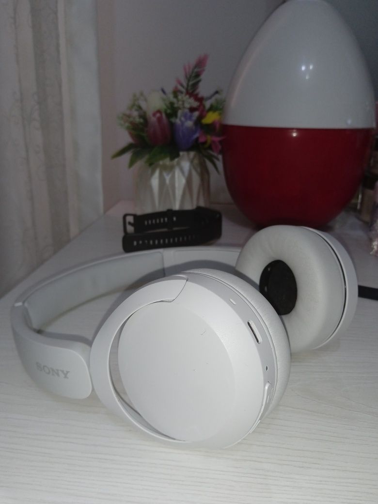Наушник Sony срочно сотилади