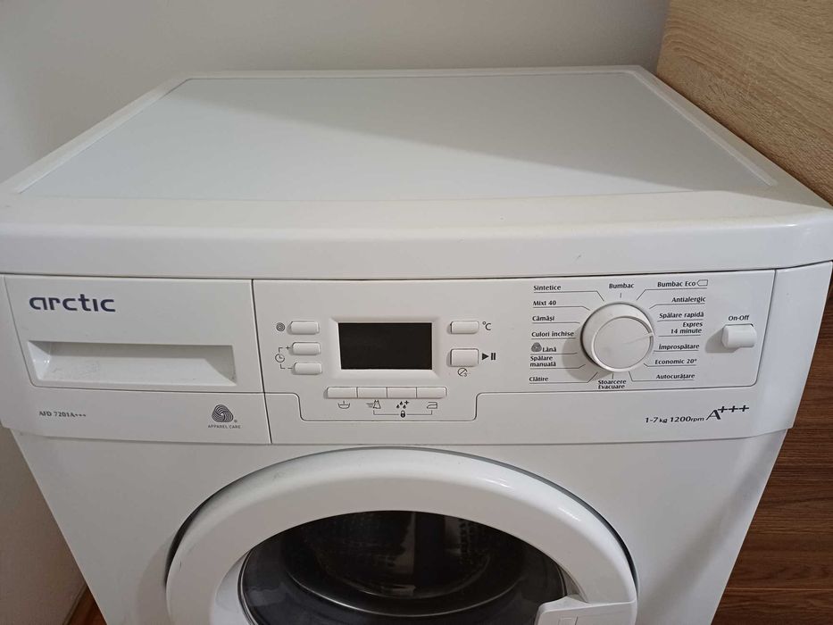 Mașină de spălat Artic, A+++ 7kg 1200rpm perfect funcțională