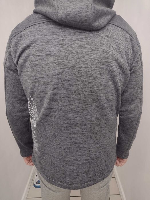 суитчер с качулка