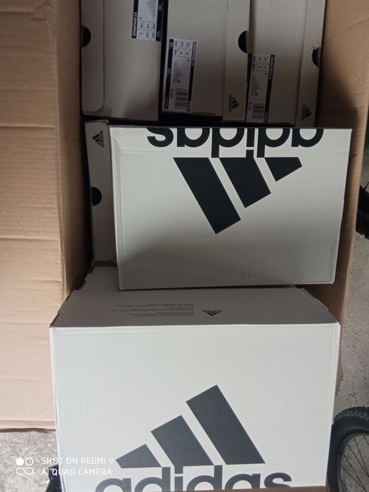 нови маратонки  адидас