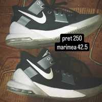 vand bascheti nike cu defecte minore