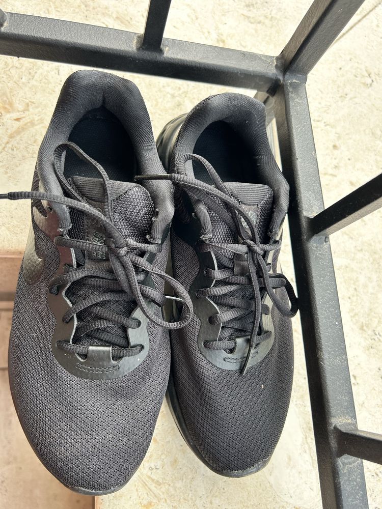 Черни маратонки Nike спортни обувки