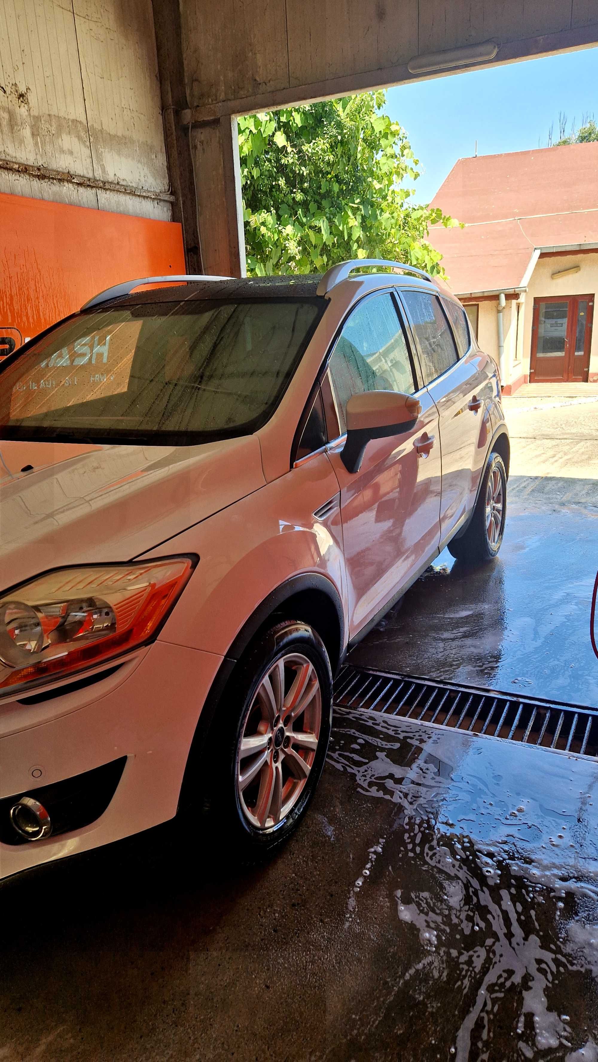 Ford kuga mk1 2.0 140 cp an fabricatie 2012 4×4