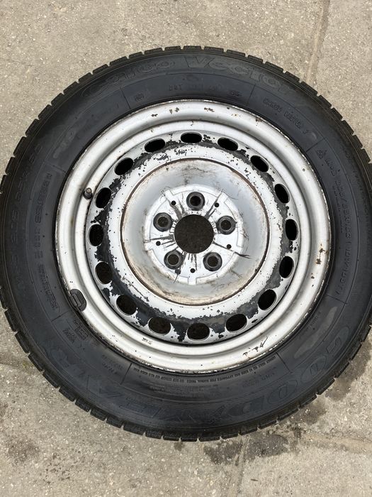 Roți de iarna mercedes vito 205/65 R16 c