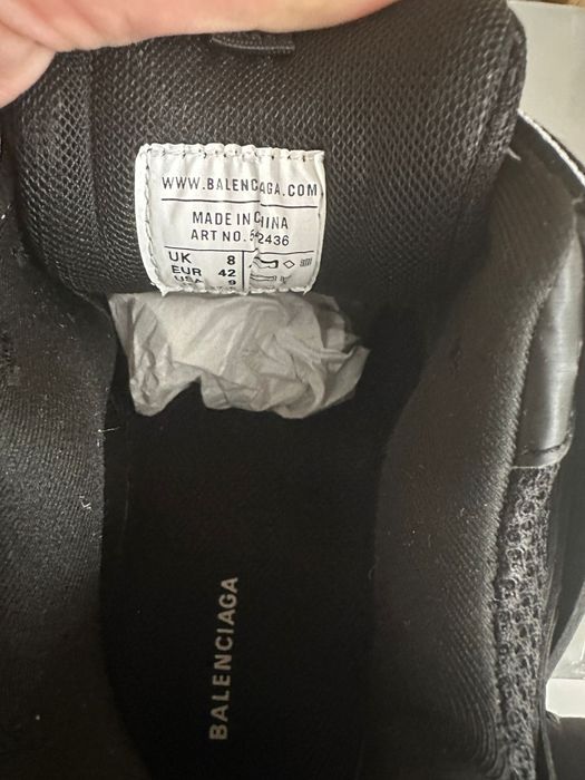 Vand Balenciaga Track negrii