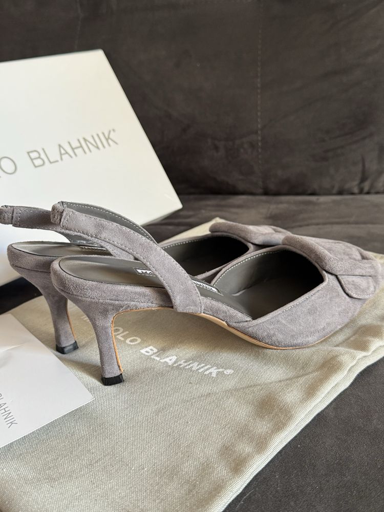 Pantofi Manolo Blahnik - marime 36,37/disponibil/premium full box