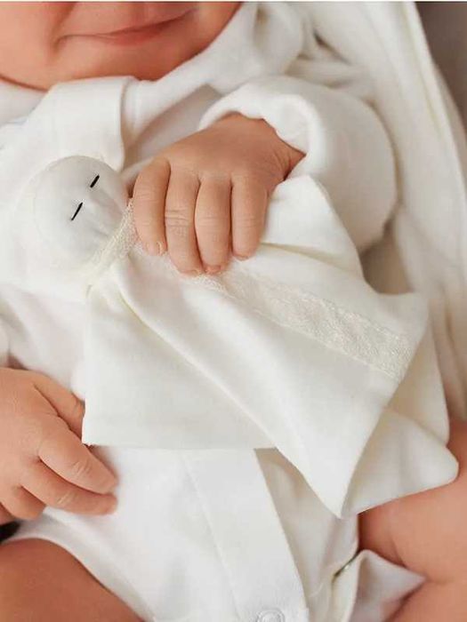 Set 10 hainute si accesorii pentru bebelusi 0-3 luni, bumbac organic