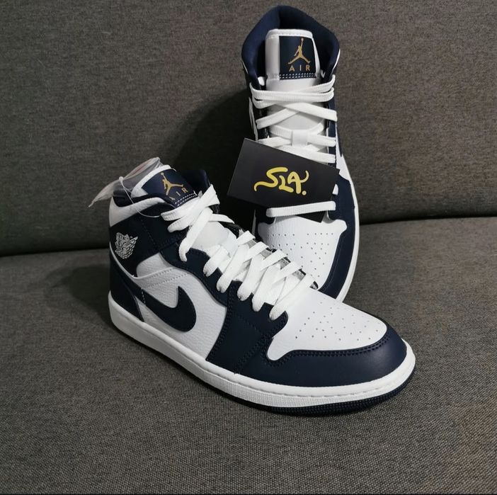 Jordan 1 Mid Obsidian Gold